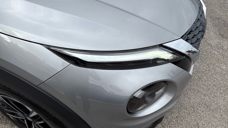 Nissan Juke 1.0 DiG-T N-Connecta 5dr Petrol Hatchback